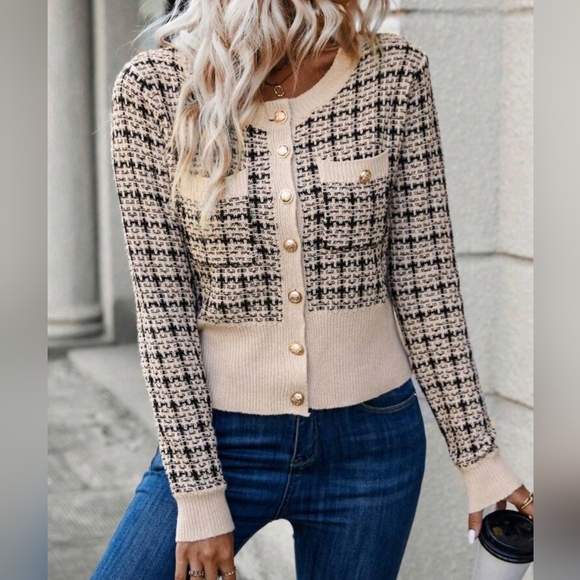 New Chic Plaid Tweed Knit Cardigan Sweater Black Beige Cream Tan - Picture 3 of 8
